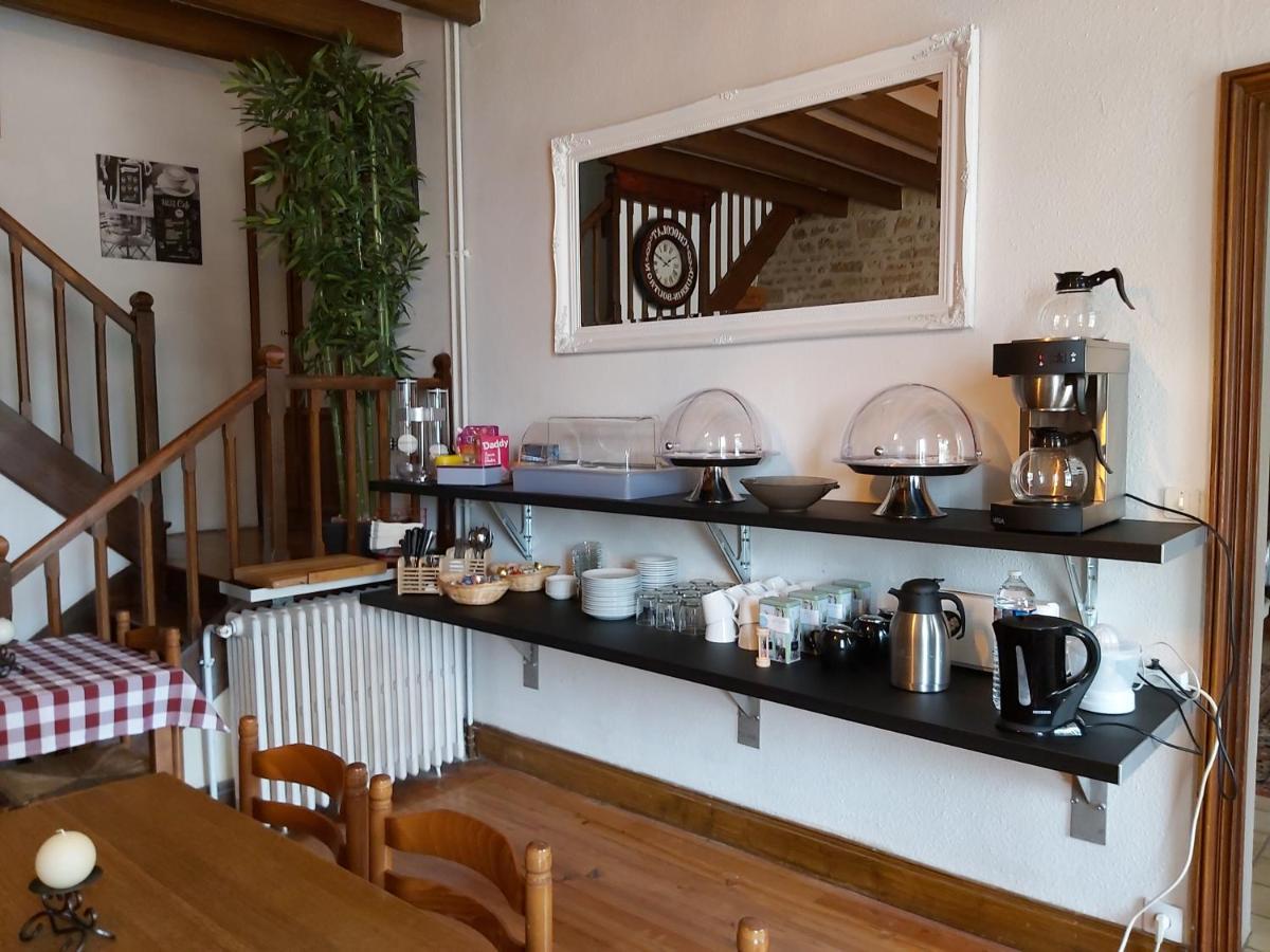 Logis Des Bessons Bed and Breakfast Migron Εξωτερικό φωτογραφία
