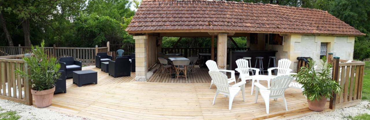 Logis Des Bessons Bed and Breakfast Migron Εξωτερικό φωτογραφία